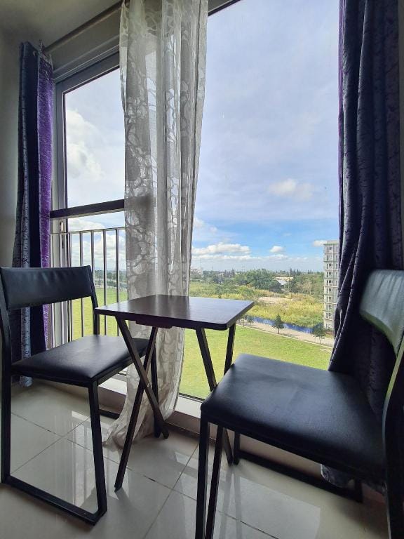 Wind Residences by Bea&RM Fiber Wifi/Cancook Apartment in Tagaytay