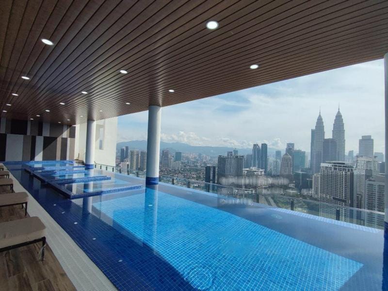 Luxury Bad Room + KlCC View At Pool On 35 Level Apartment in Federal Territory of Kuala Lumpur