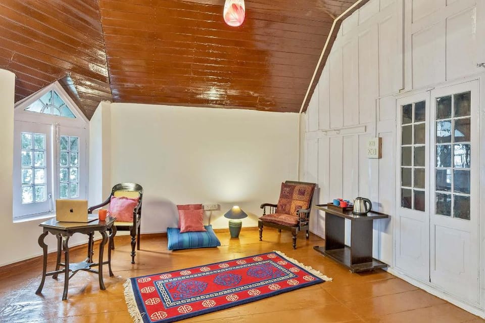 StayVista at 8Oaks Villa in Himachal Pradesh