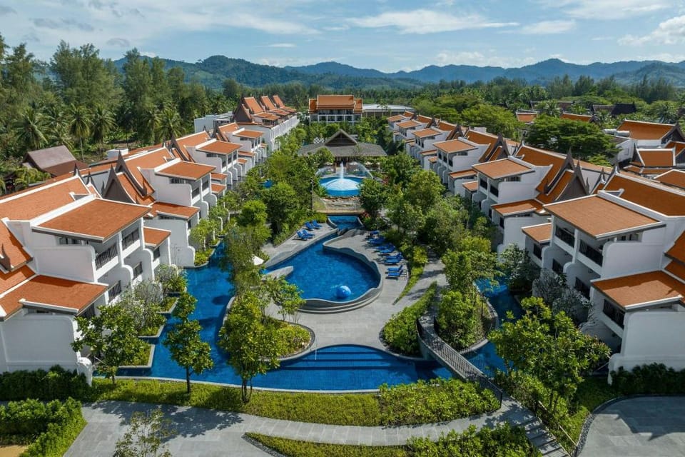 Khao Lak Beach Resort, A Marriott Vacation Club Resort Hotel in Khuekkhak