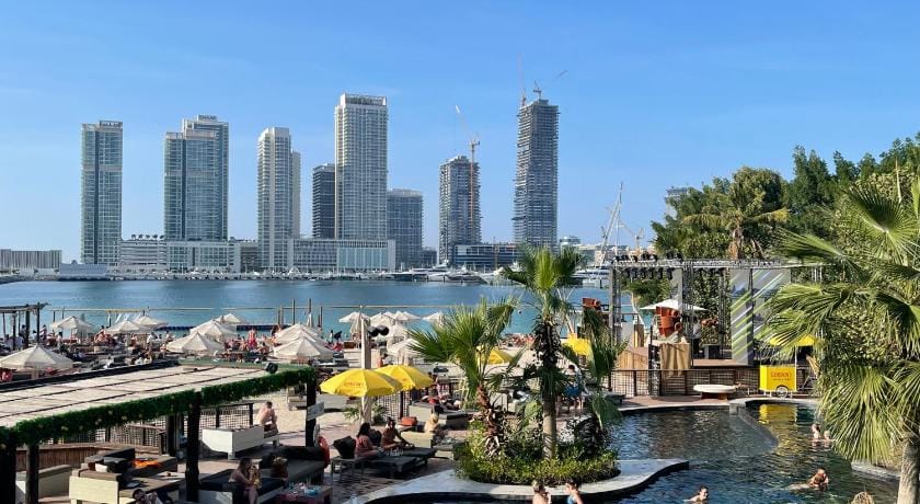 A Beautiful 1 bedroom Sea View apartment. Apartment in Dubai