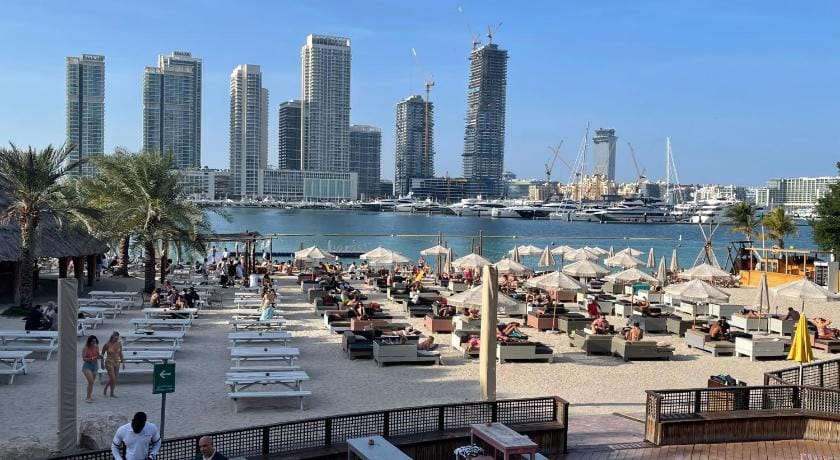 A Beautiful 1 bedroom Sea View apartment. Apartment in Dubai