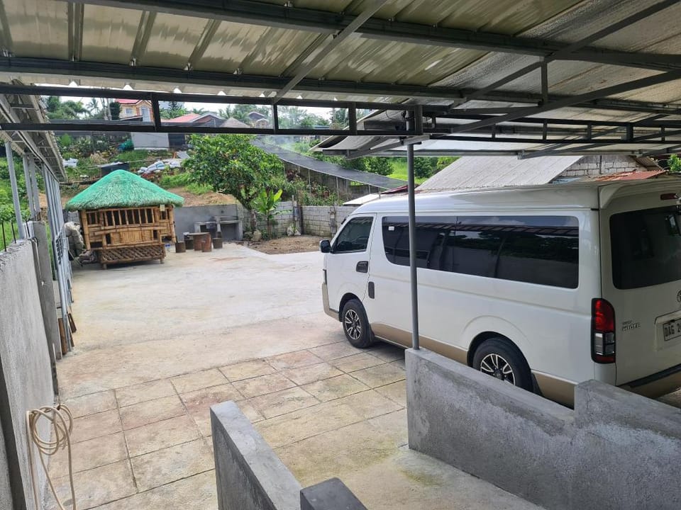 Tagaytay House by Bea & RM 4Br W/2Bathtubs Vacation rental in Tagaytay