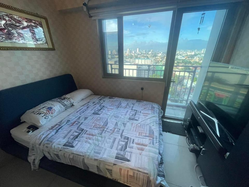 Grassresidences condotel staycation sm north qc Apartment in Quezon City