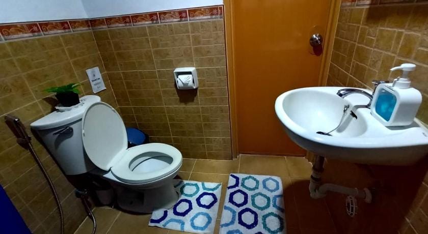 The Orange House - Brgy. Taculing Vacation rental in Bacolod
