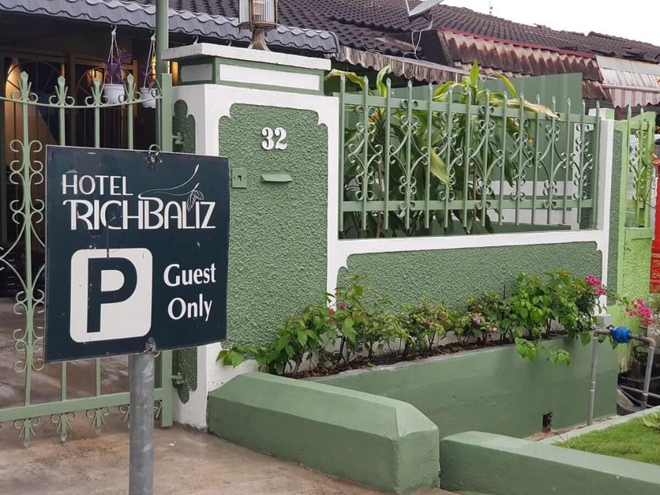 RICHBALIZ HOMESTAY NO 32 @ SELAYANG JAYA (8paxs) Vacation rental in Federal Territory of Kuala Lumpur
