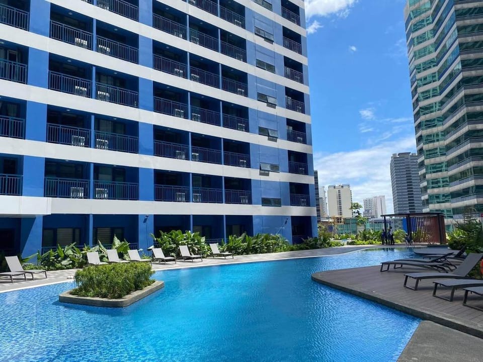Air Residences ( 1 bedroom furnished condo unit) Apartment in Makati