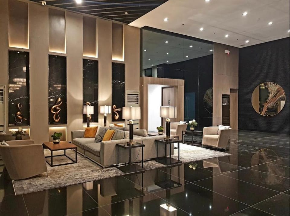Air Residences ( 1 bedroom furnished condo unit) Apartment in Makati