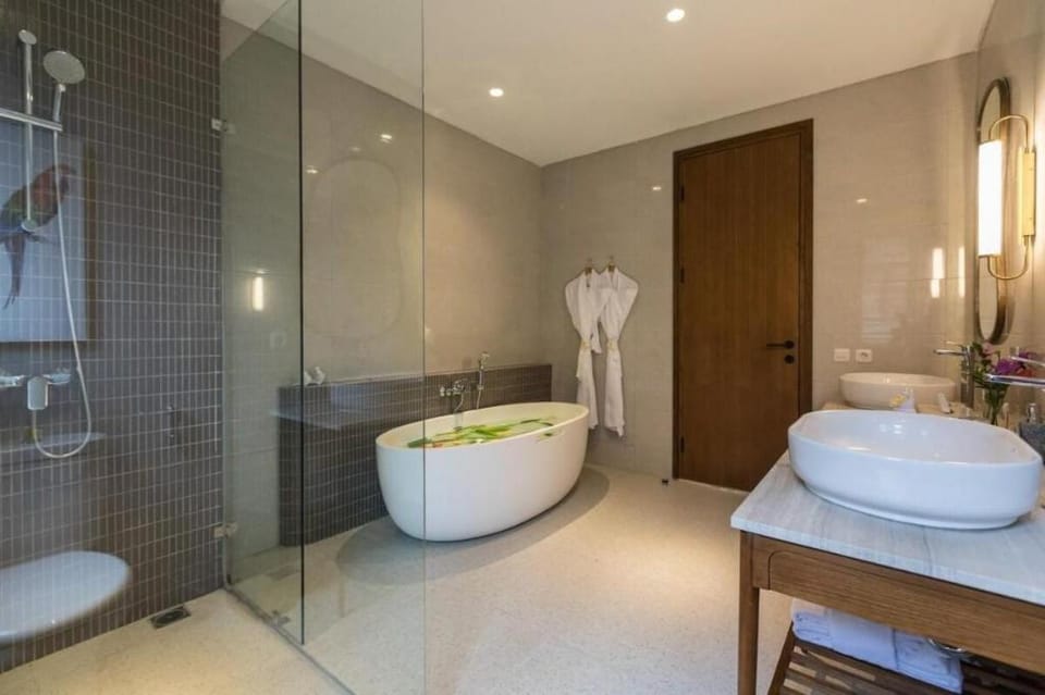 Superb Modern 4 Bedroom Private Villa in Canggu Villa in North Kuta