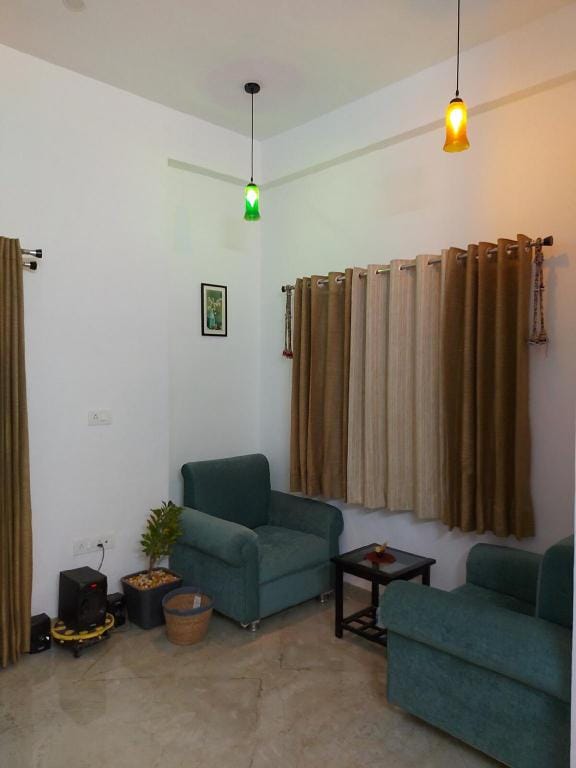 Sonia's Home-stay @ D Bungalow Vacation rental in Udaipur