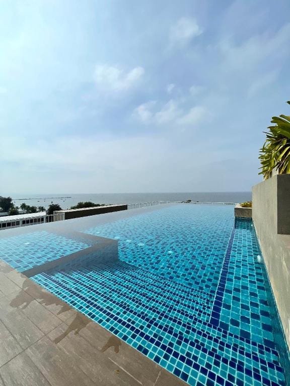 Gooddream II  -The Blux Bangsaen Apartment in Chon Buri Changwat