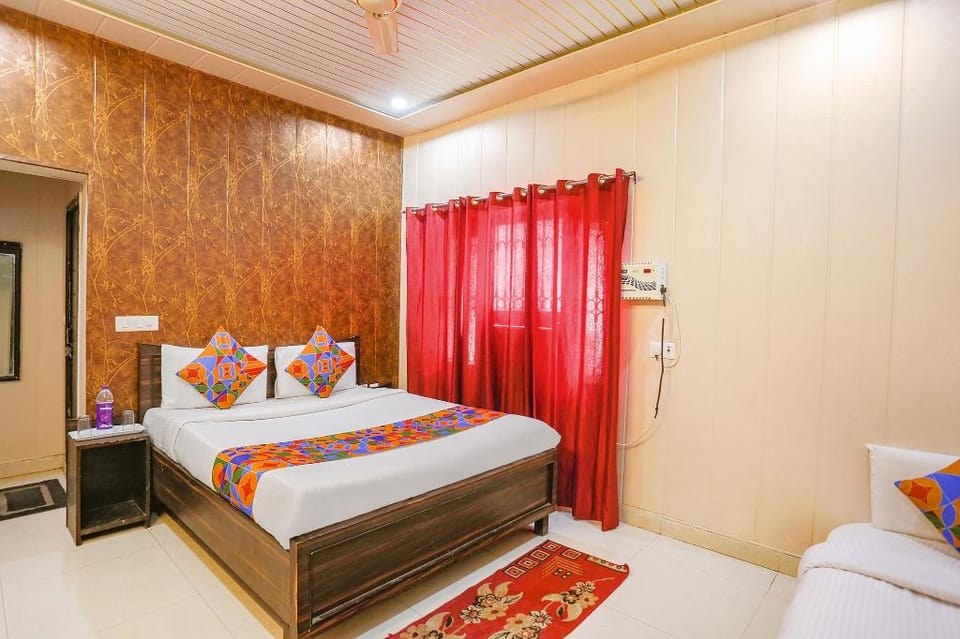 FabHotel Limewood Hotel in Dehradun