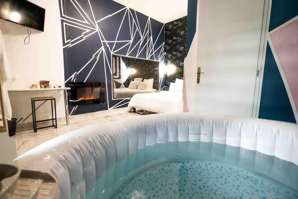 Hôtel Center Saint-Quentin Centre Gare 24 sur 24 Hotel in Wallonia, Belgium