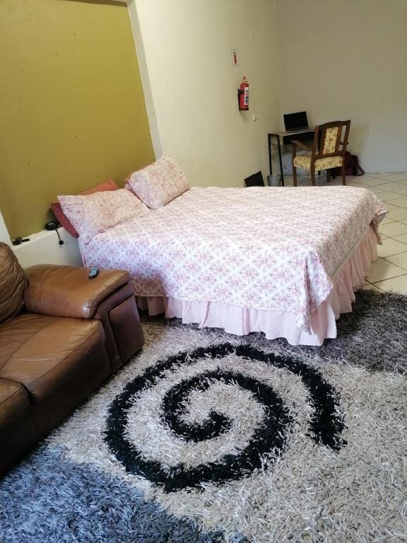 Cooperville, an oasis away from home Vacation rental in North West, South Africa