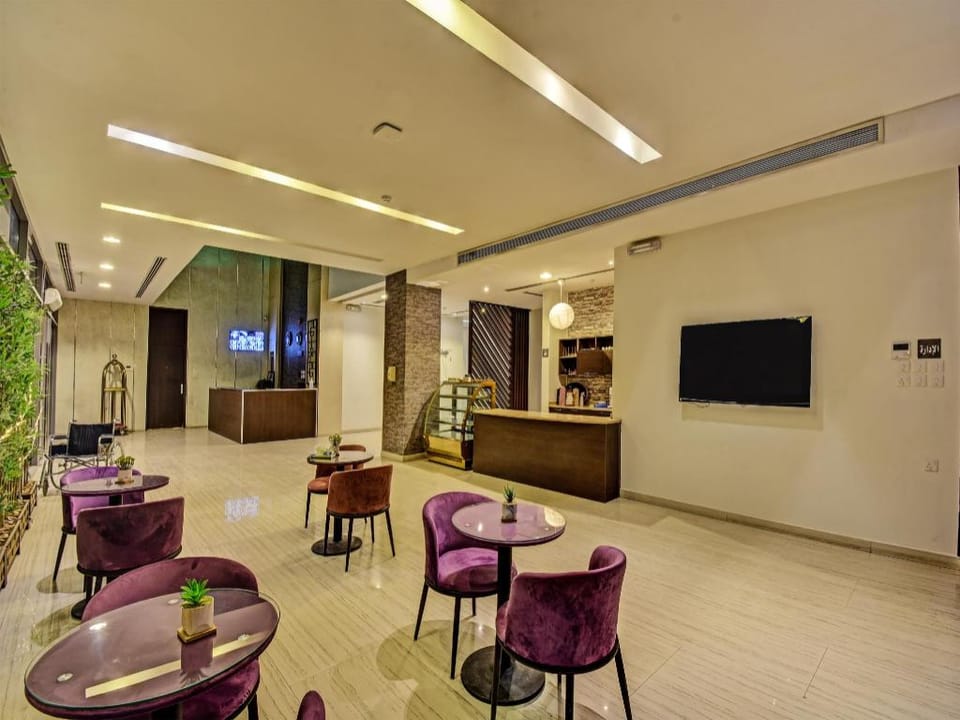 OYO 633 Home IBS 3 - 2BHK Hotel in Riyadh