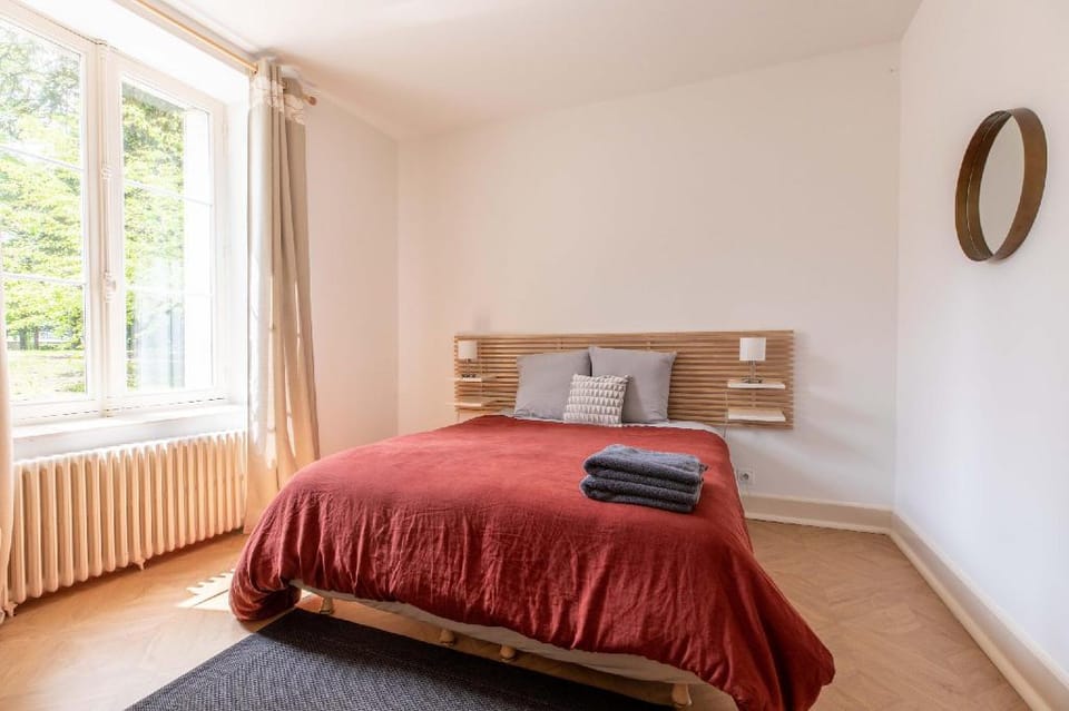 Gite Vichy : Chateau de Charmeil Hotel in Bourgogne-Franche-Comté