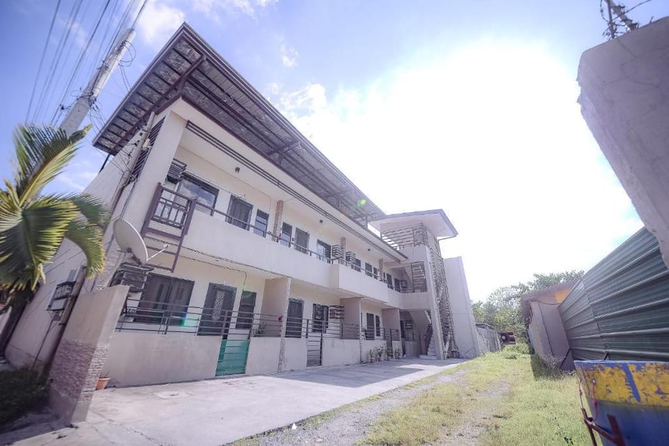 Mailz Haven #5 New Homey Apartment 750m near SM Apartment in Davao City