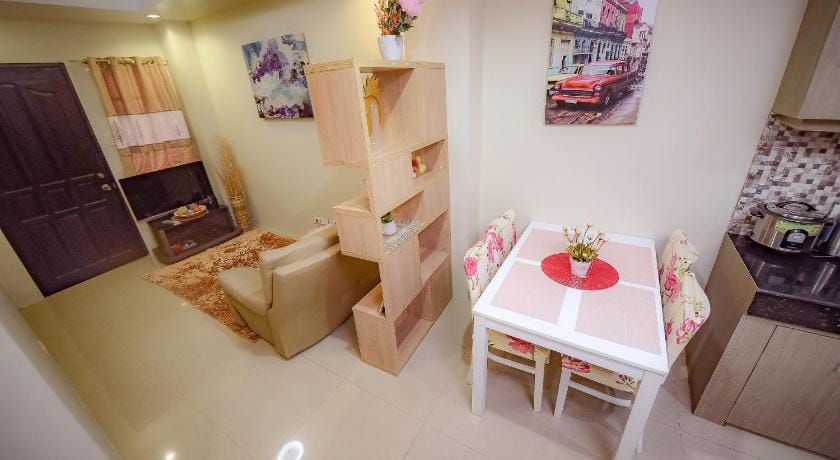 Mailz Haven #5 New Homey Apartment 750m near SM Apartment in Davao City