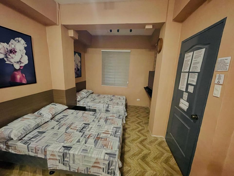 big room double bed cozy quezon city manila comfy Apartment in Manila City