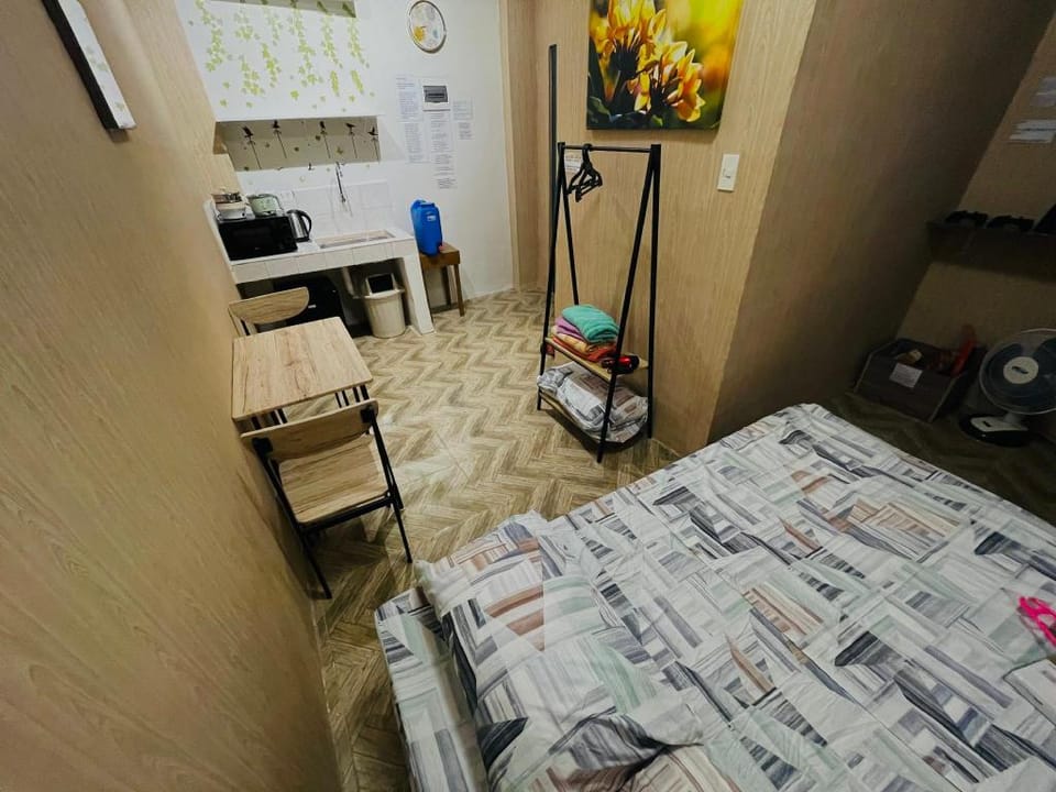 Staycation qc comfy relax stay quezon city cozy Apartment in Manila City