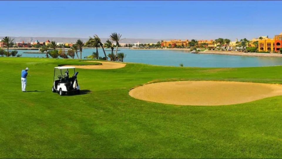 Lovely Sea view 2 BR & private Garden to the pool Vacation rental in Hurghada