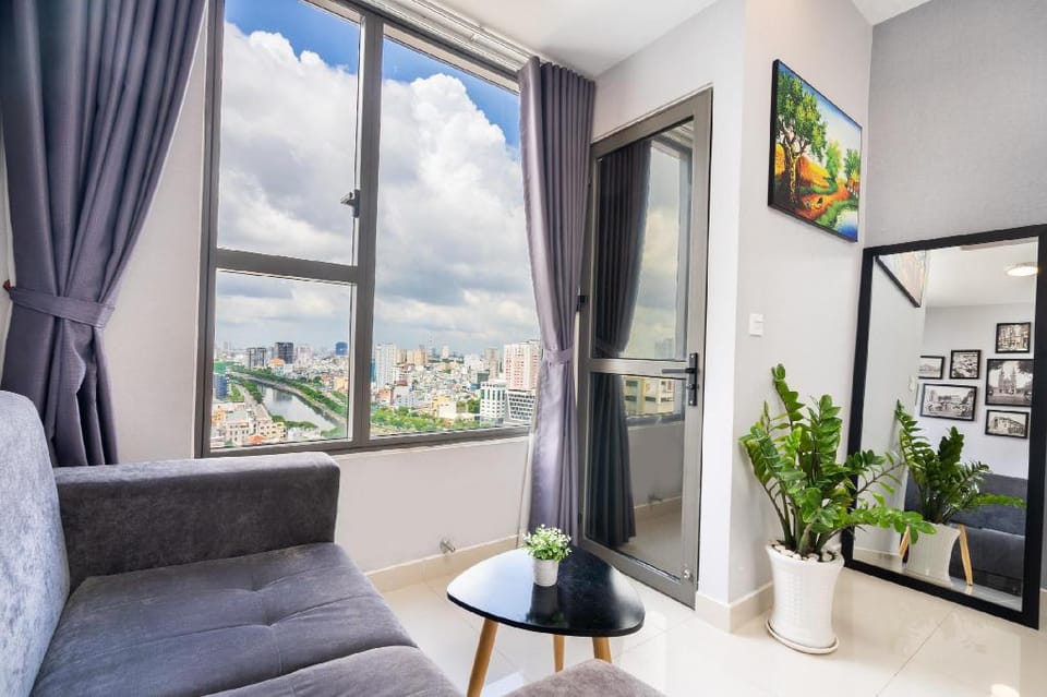 Miredu private studio with pool in heart of city Apartment in Ho Chi Minh City