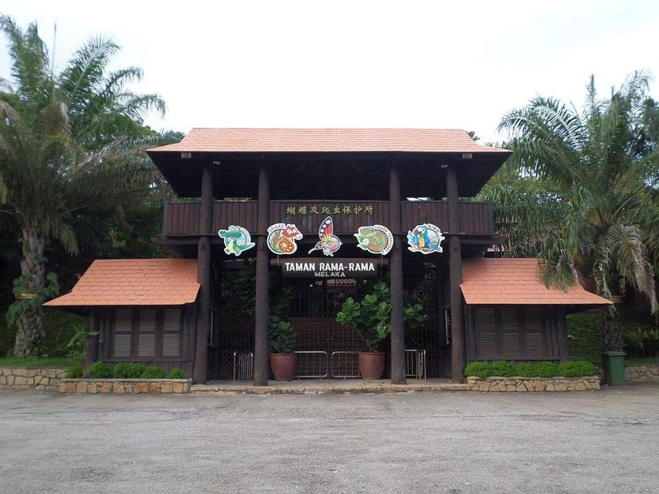 NF Mattis Homestay-3BD2BT Scientex Durian Tunggal Vacation rental in Malaysia