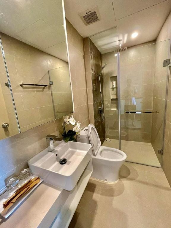 Căn hộ du lịch có bể bơi vô cực và công viên nước. Apartment in Vung Tau
