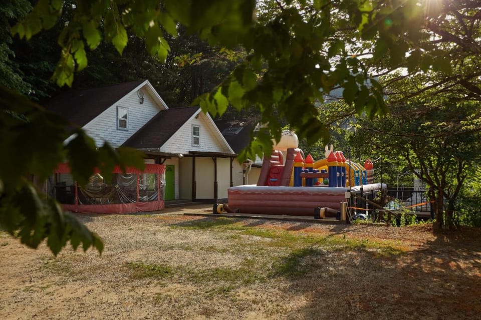 Hongcheon Gureumsoky Sanchaek Kids Poolvilla Bed and Breakfast in Gyeonggi-do