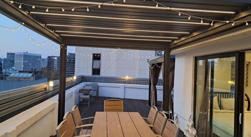Namsan Story Nine Bed and Breakfast in Seoul
