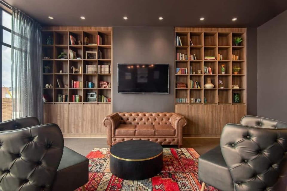 Hermoso estudio con estacionamiento gratuito Apartment in Bogota