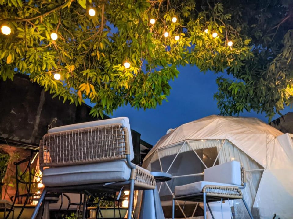 CONTAINER HOME MANDALUYONG | N10 (E) Villa in Mandaluyong