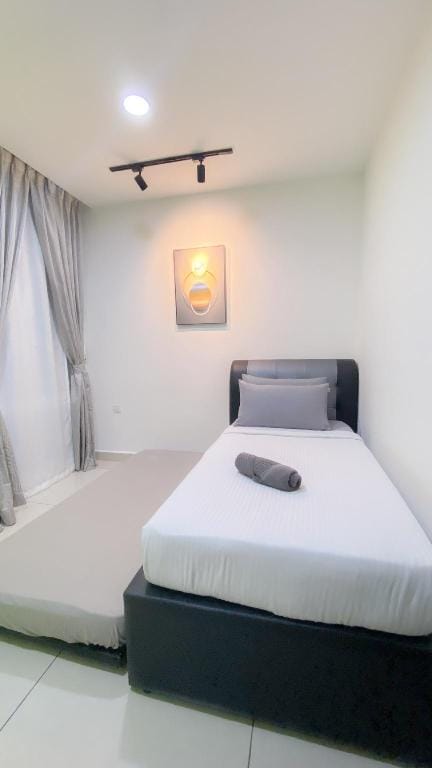 KSL JB City View 3bed 10pax | Netflix | Midvalley Apartment in Johor Bahru