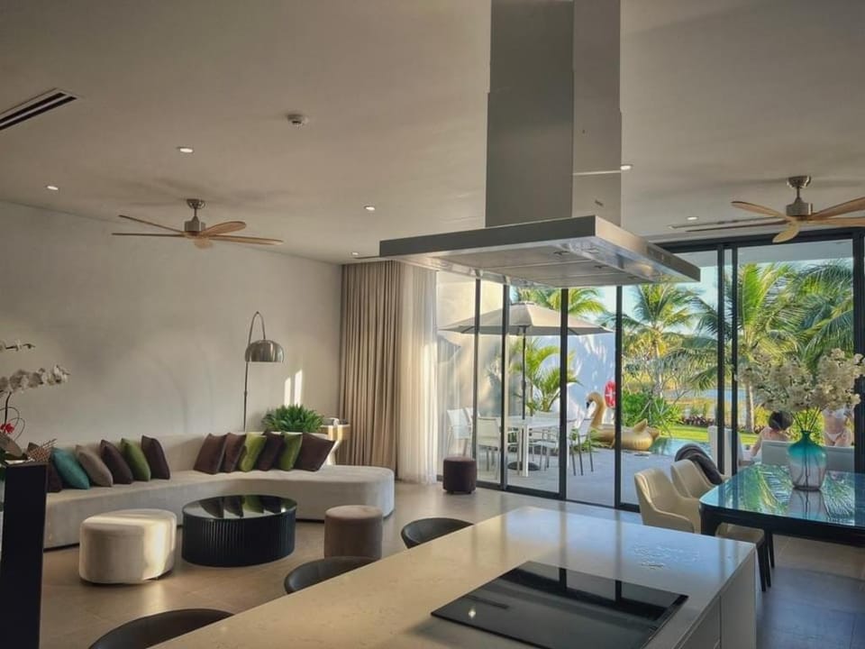 Villa 5 phòng Resort Sanctuary Hồ Tràm ( 1000m2) Villa in Ba Ria - Vung Tau