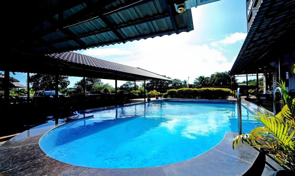 Treebo SS Residency With Mountain View Hotel in Maharashtra