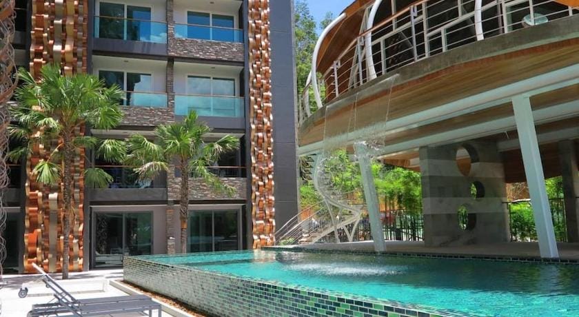 ET606 Patong sea view studio-quiet spot, pool Apartment in Patong