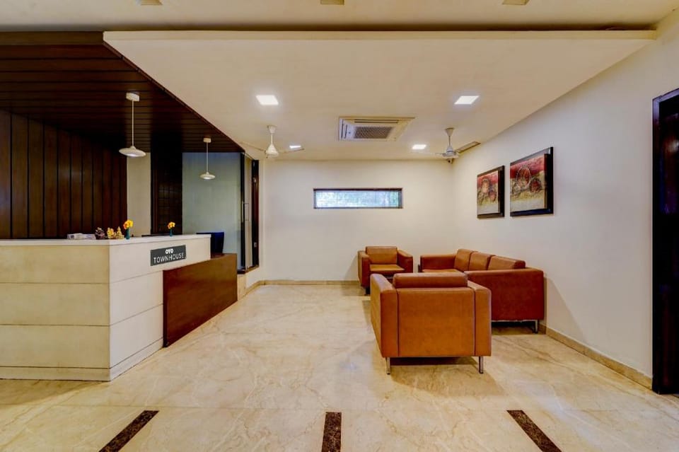 Townhouse US consulate Hotel in Chennai