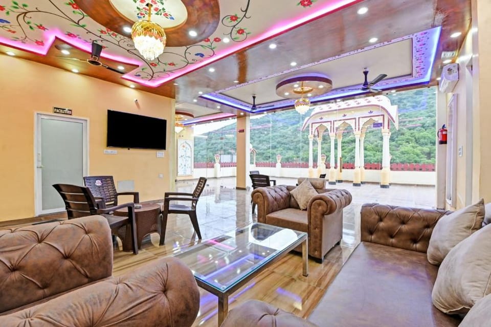 Hotel O by OYO Imperial Palace Hotel in Jaipur