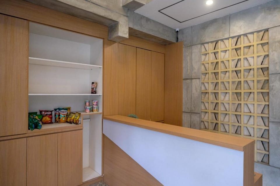 Urbanview Hotel Syariah Artamara Tegal by RedDoorz Hotel in Indonesia