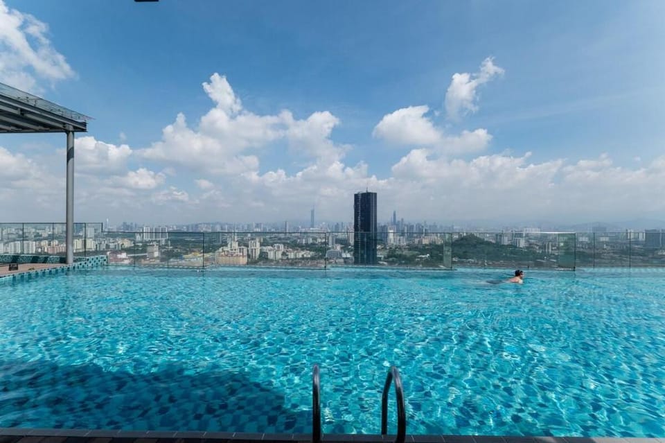 Eko Cheras 3 pax by Feel Home Above Mall Vacation rental in Federal Territory of Kuala Lumpur