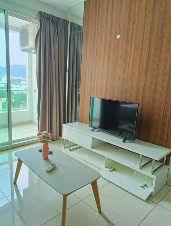 Mansion One Studio15 Gurney Town Gleneagles  6pax Apartment in George Town