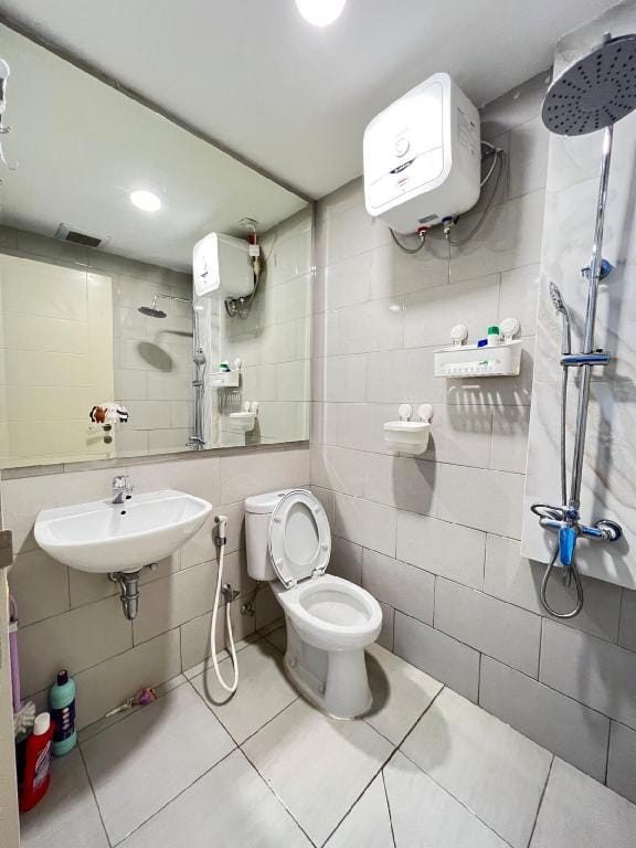 The Cortex @Benson Apartment City & Pool View Apartment in Surabaya