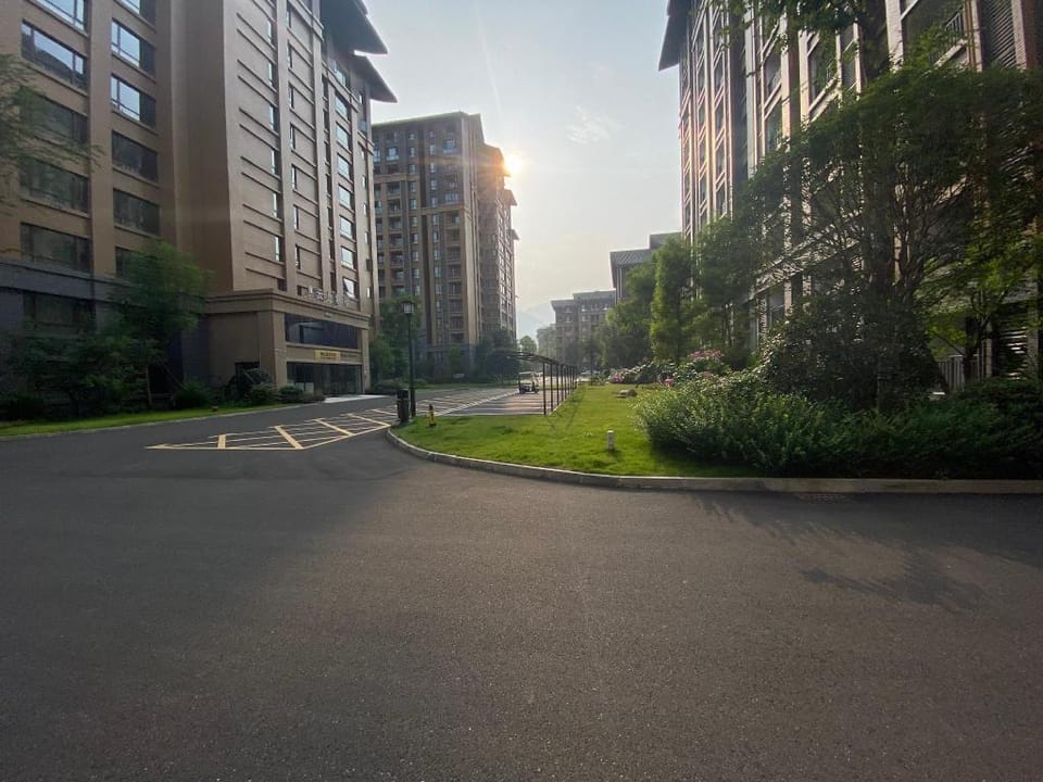 Summer四川峨眉山夏季大三角双床房 Apartment in Sichuan