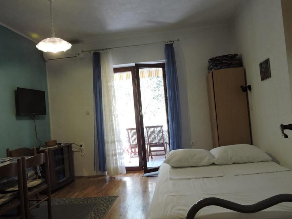 Apartments Ivanov 1 Apartment in Novalja