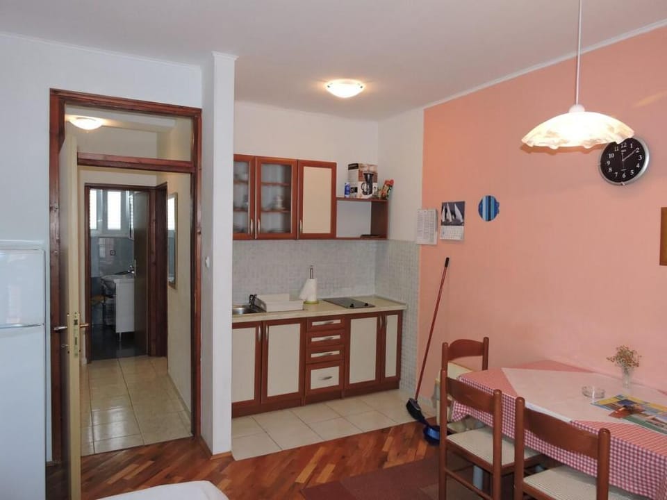 Apartments Ivanov 3 Apartment in Novalja