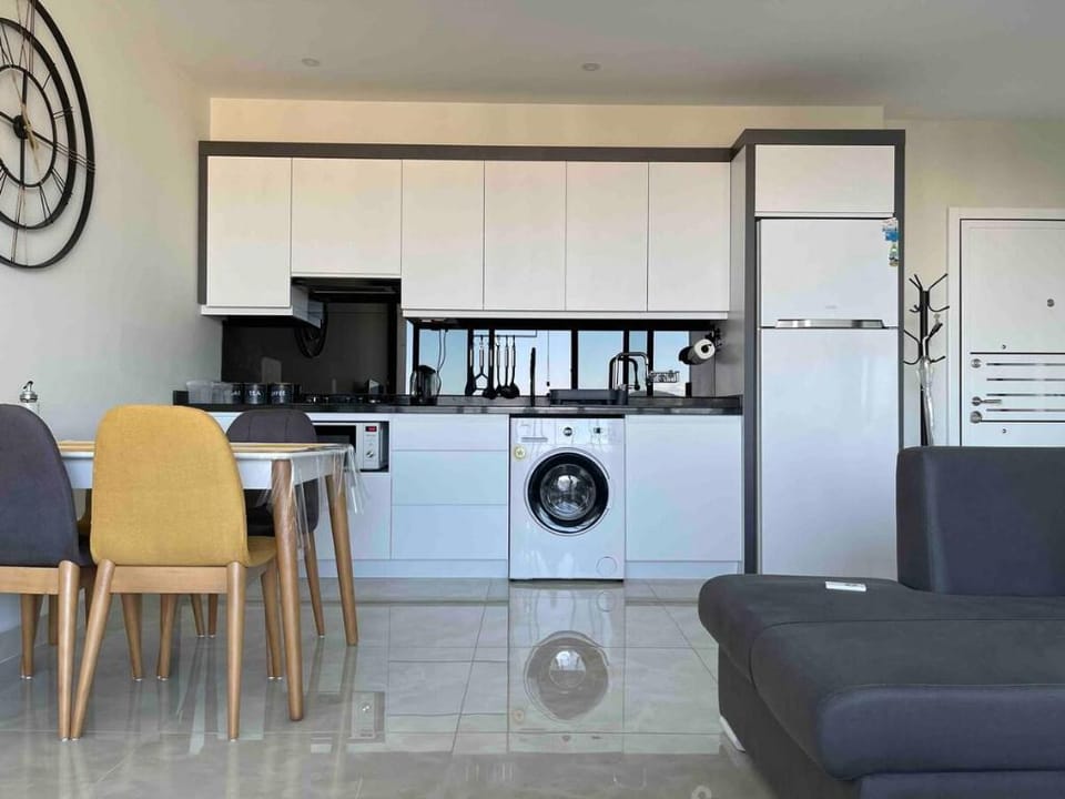 The Beach Haven/1+1 coastline apt/Free WiFi/Elec? Apartment in Antalya Province