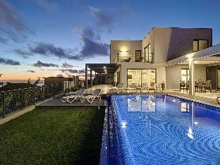 Villa de la Ponte by Atlantic Holiday Apartment in Madeira District