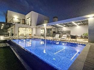 Villa de la Ponte by Atlantic Holiday Apartment in Madeira District