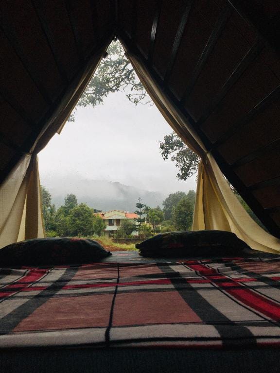 Croft Yelagiri - Glamping stay Vacation rental in Tamil Nadu