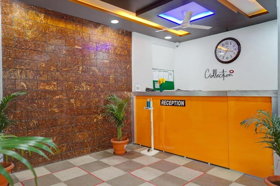 Super Collection O Eon Inn Near Pune Airport Hotel in Pune